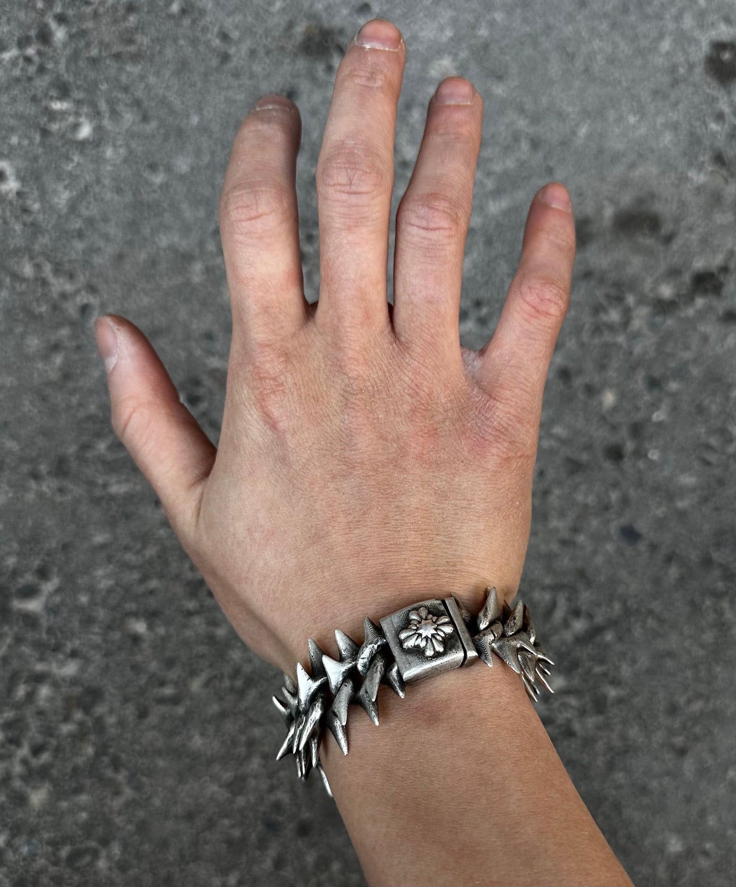 Dragon Spine Bracelet - Project Comte