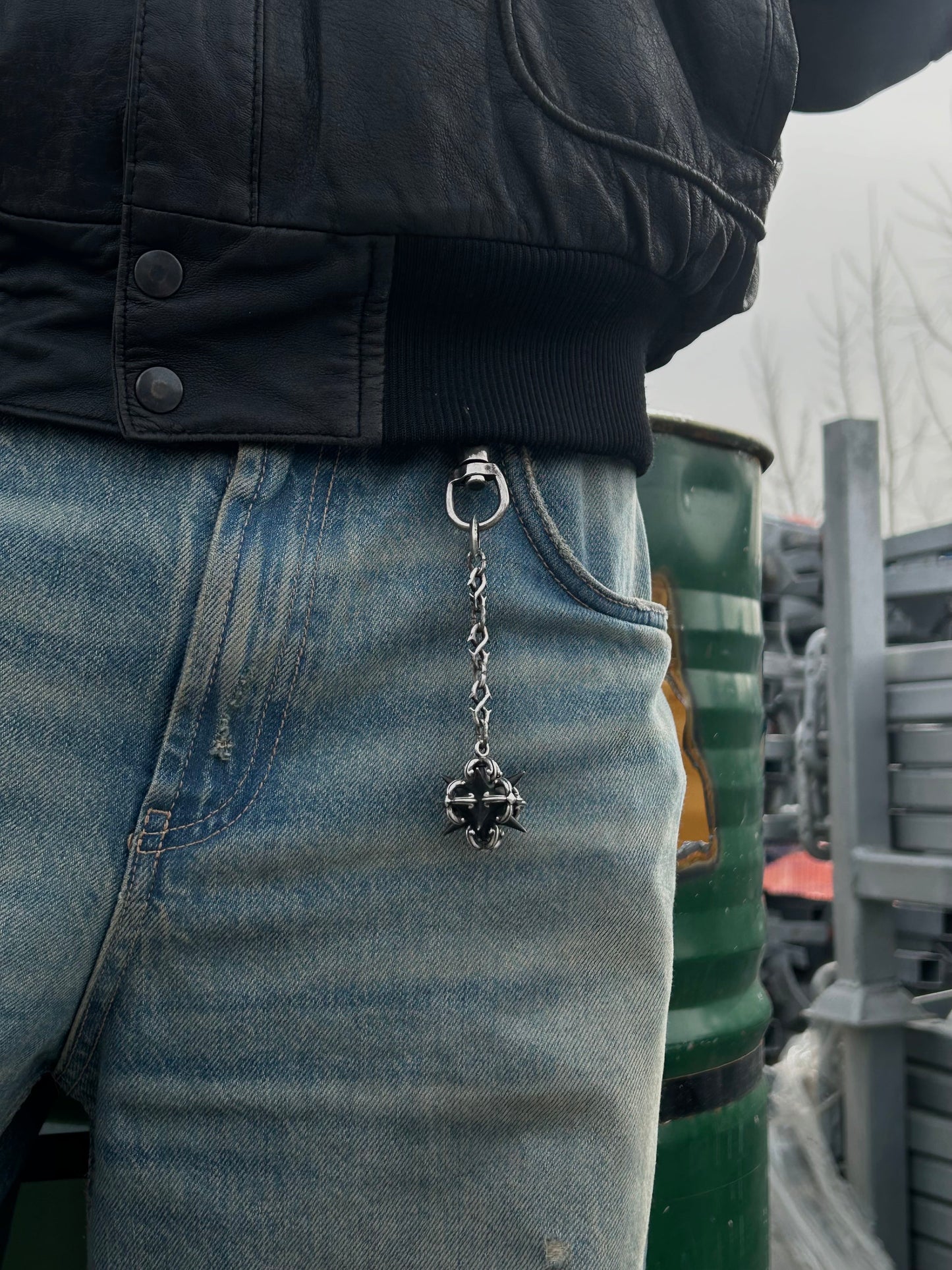 Cult Flower Keychain - Project Comte