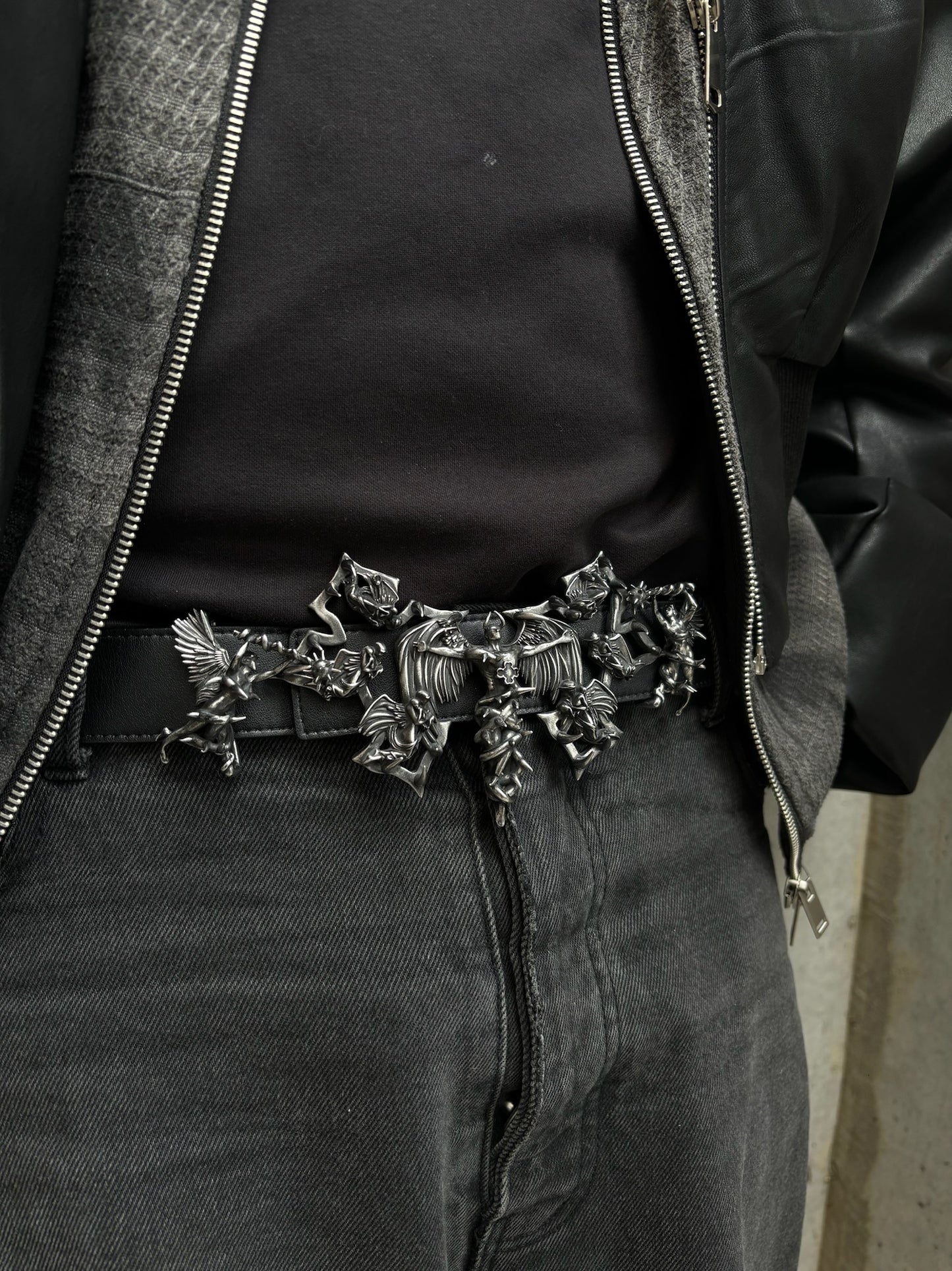 Double Cross Belt