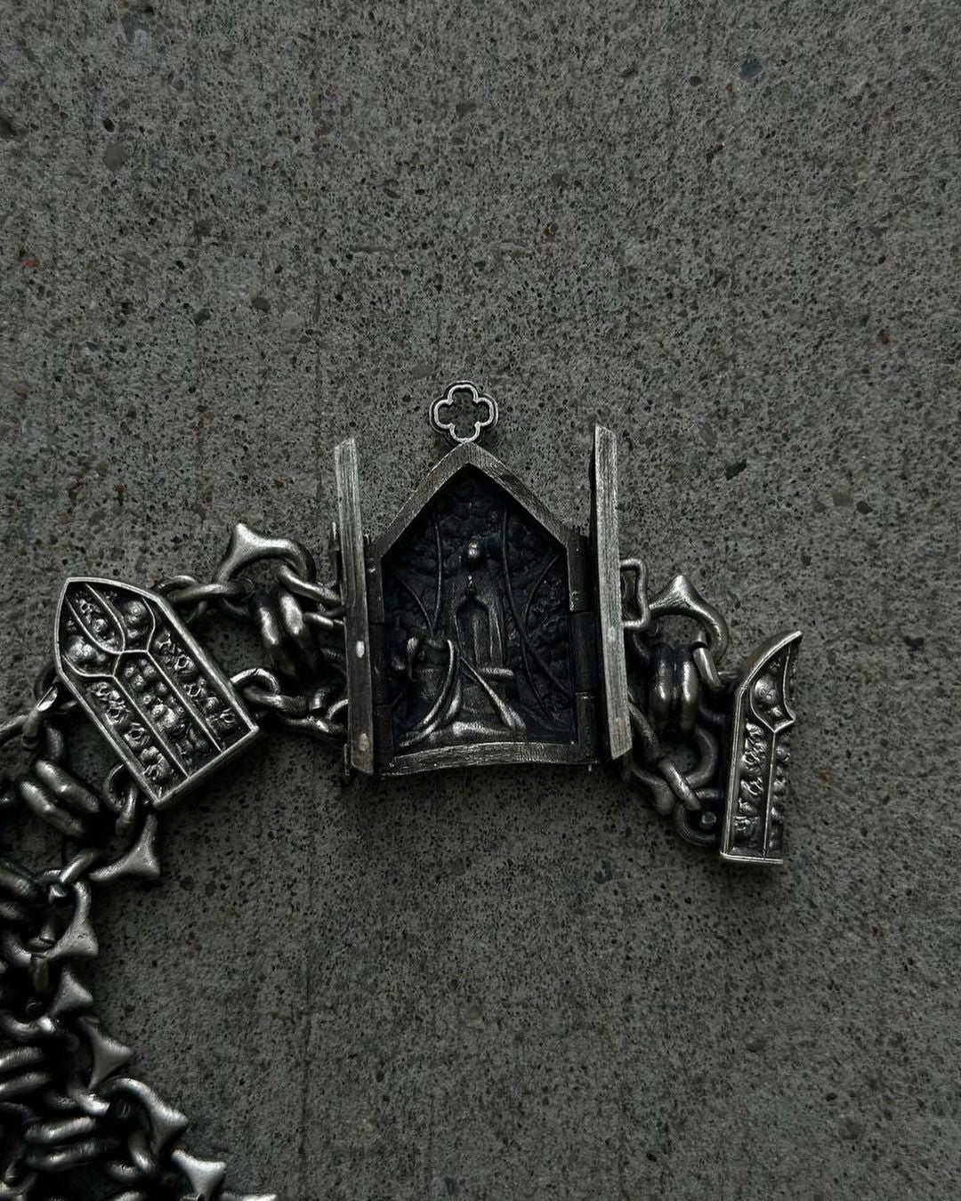 He1l Gates bracelet