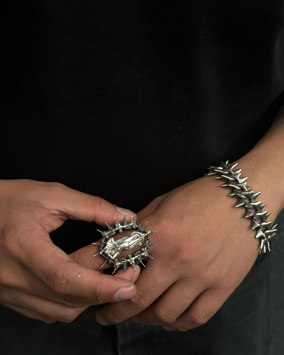 Devil K1ss Ring