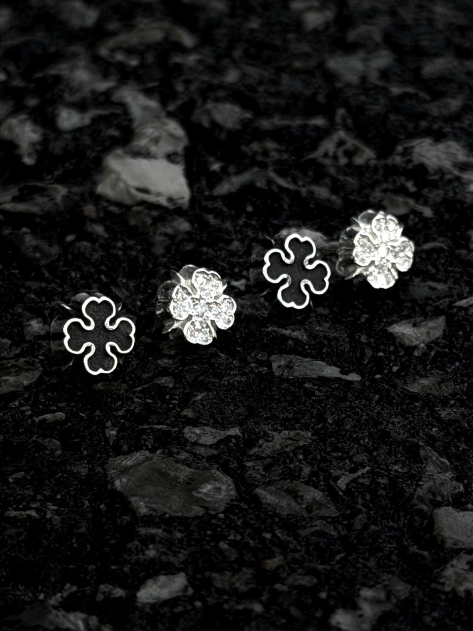 COMTE EARRINGS BLACK - 925 SILVER