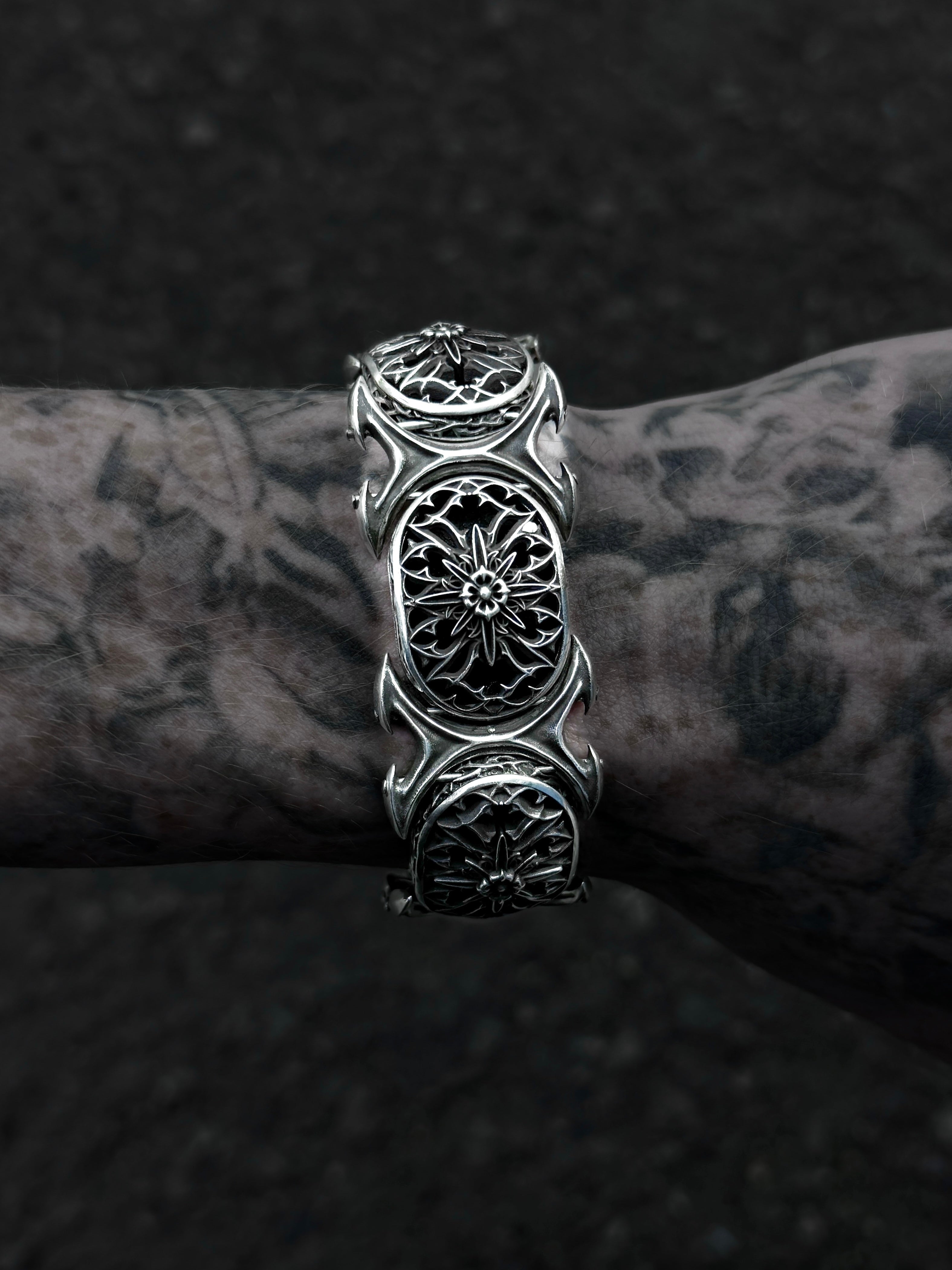 Everyday Bracelet – Project Comte