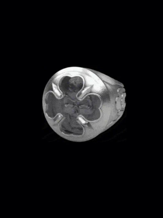 CRYSTAL SKULL RING