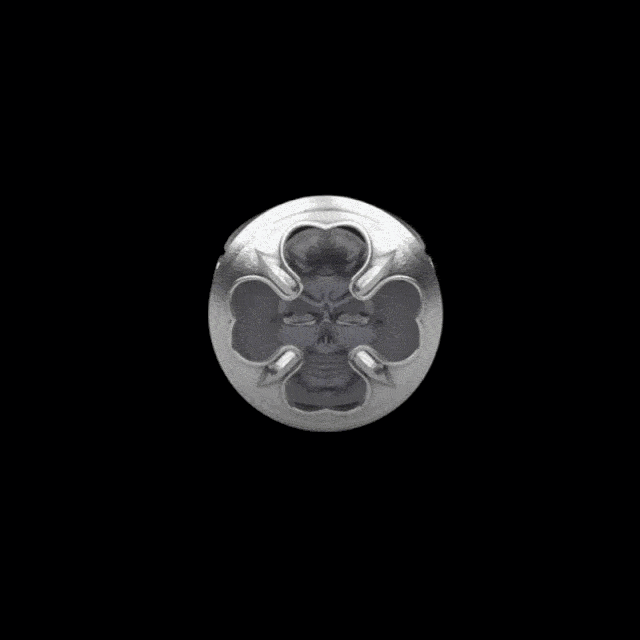 CRYSTAL SKULL RING
