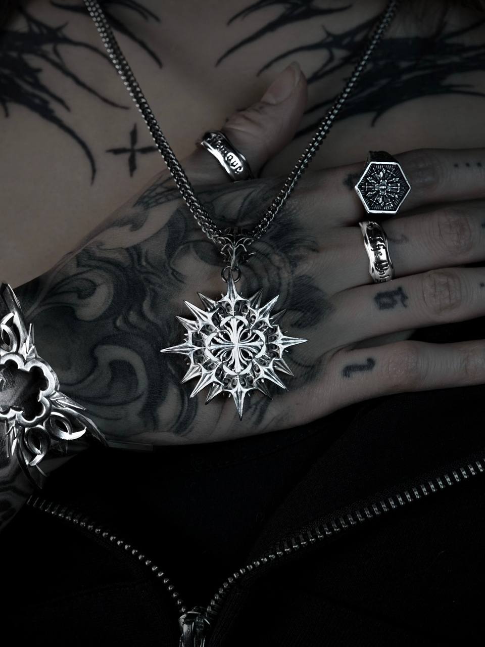 STAR OF COMTE PENDANT – Project Comte