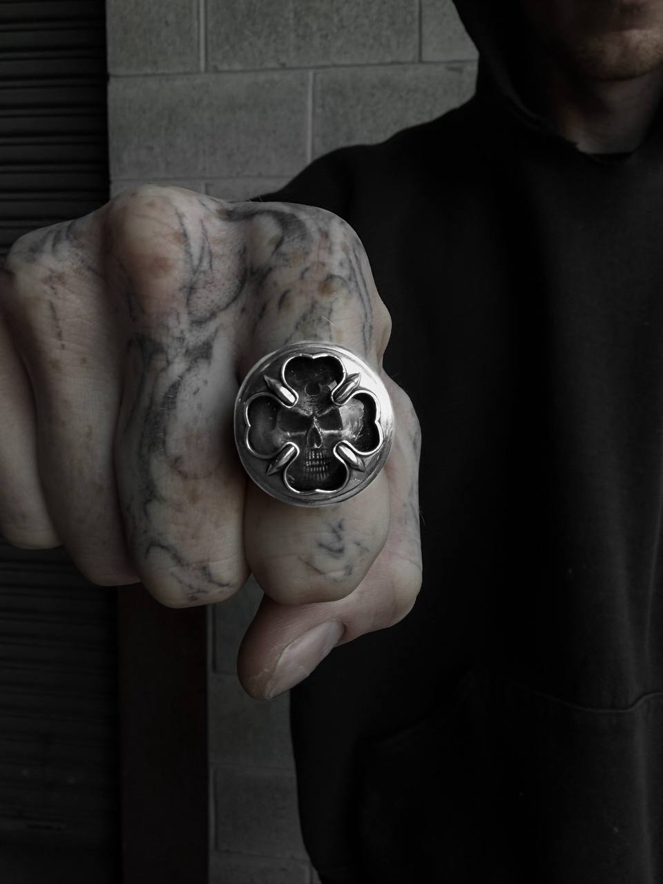 CRYSTAL SKULL RING - 925 SILVER