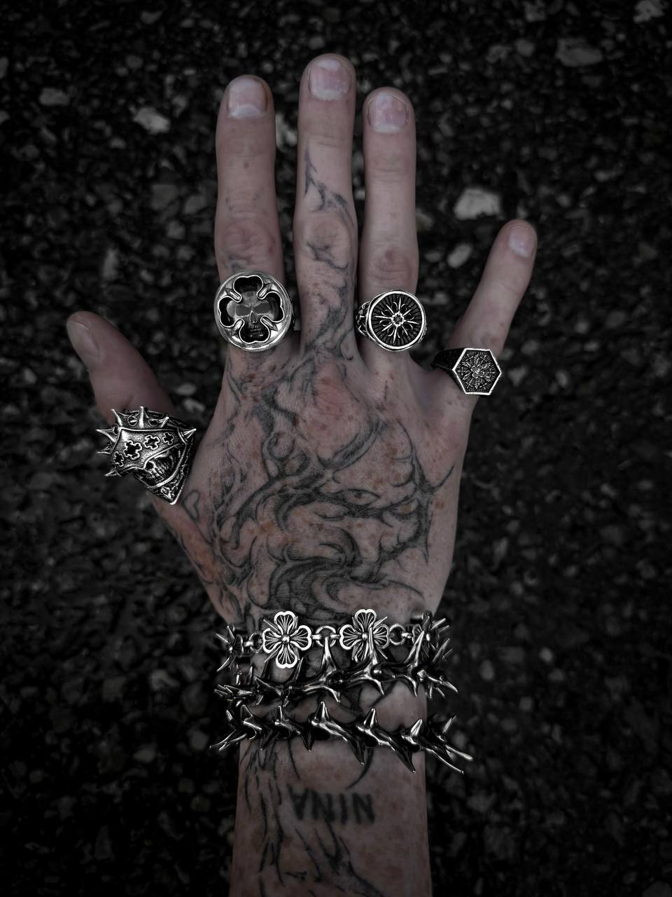 CRYSTAL SKULL RING - 925 SILVER