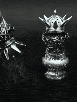 INSIGNIA SHAKERS